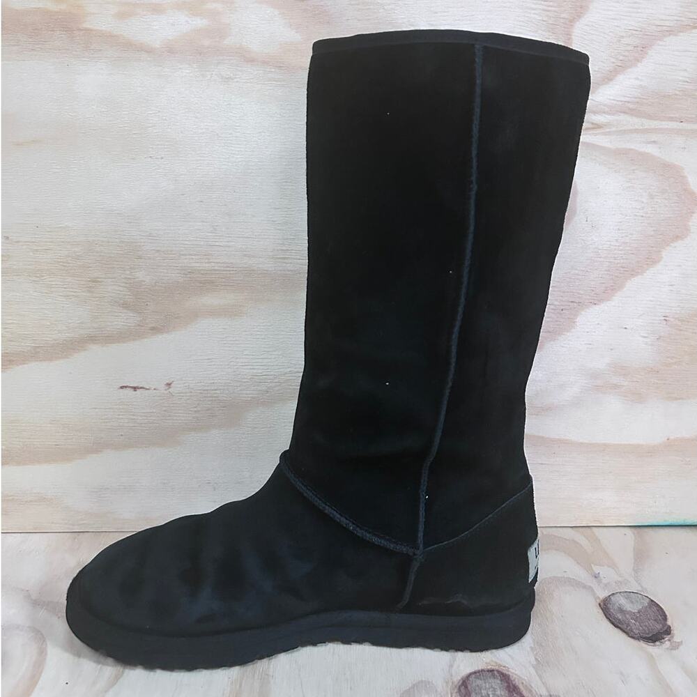 Ugg Australia - Lo Pro Button Fold Over - Boots - Black - Women's - 7 - S/N 3387 View 4